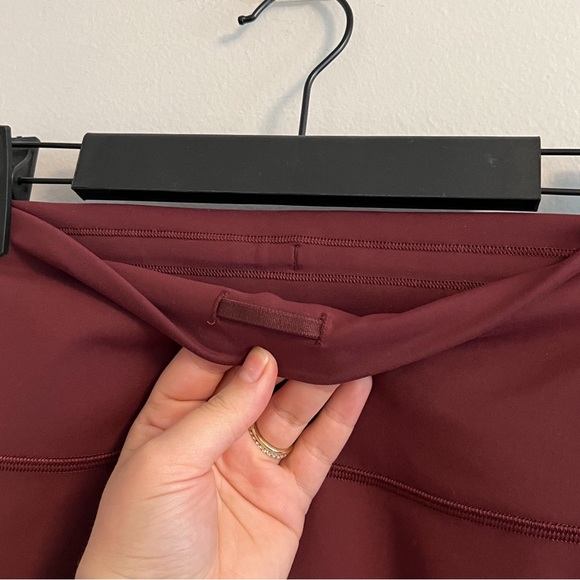 Lululemon Wonder Train High Rise Crop 21” - Picture 5 of 8